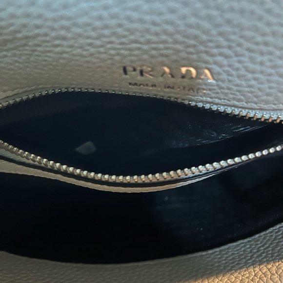 PRADA NEW WOMENS CROSSBODY HANDBAG BAG GENUINE LEATHER FLAP CORNFLOWER  MED - Picture 6 of 9